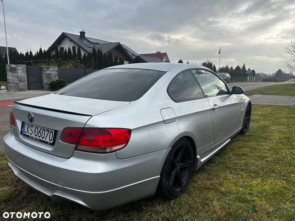 BMW Seria 3 320d - 5