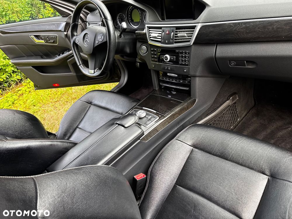 Mercedes-Benz Klasa E 500 Avantgarde - 18