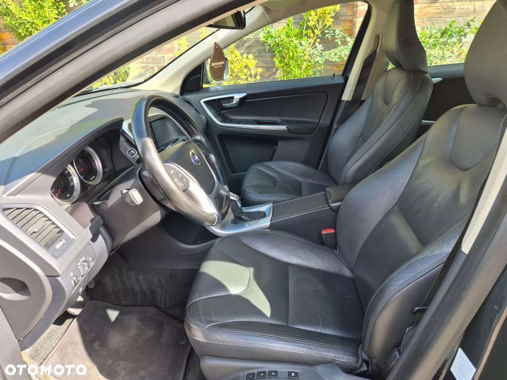 Volvo XC 60 - 13