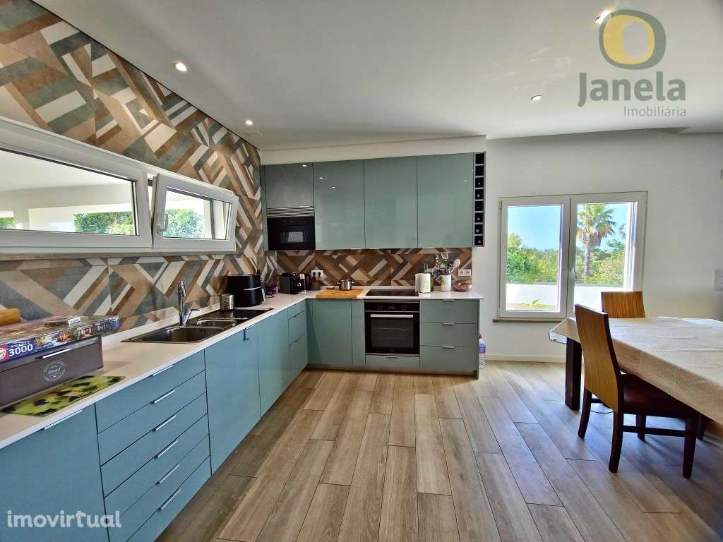 MORADIA CONTEMPORÂNEA T3 + ANEXO T2, com vista mar e terreno - Grande imagem: 4/26