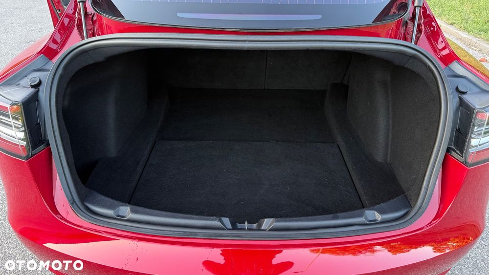 Tesla Model 3 Performance AWD - 21