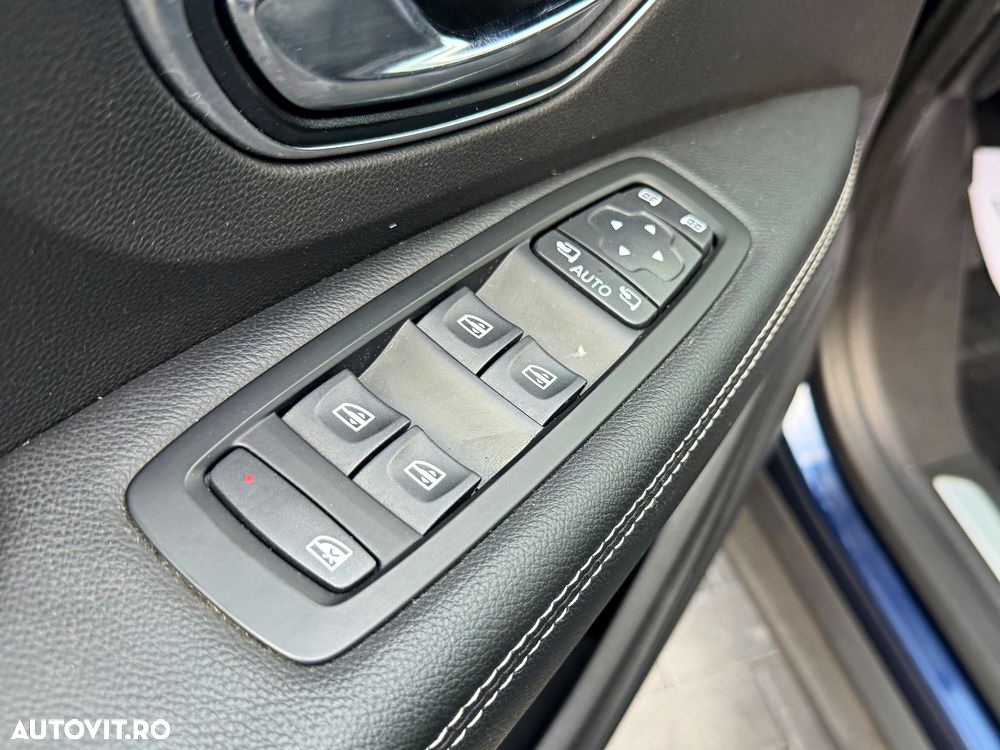 Renault Grand Scenic - 21