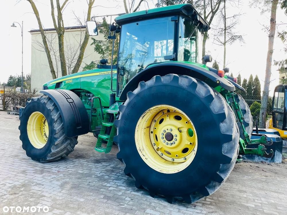John Deere 8130 - 10