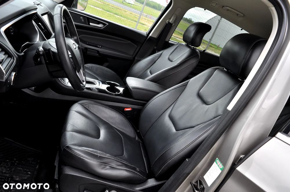 Ford S-Max - 23