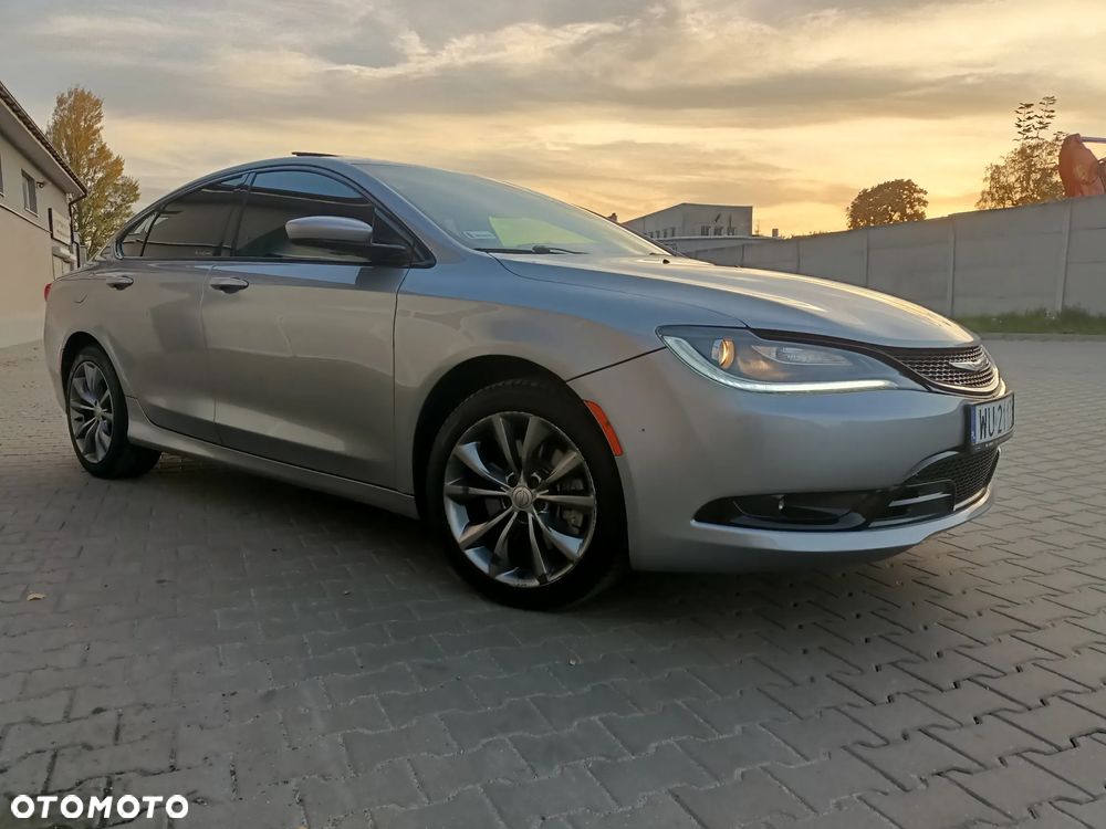 Chrysler 200 - 27