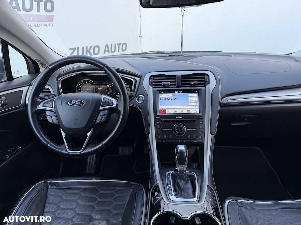 Ford Mondeo 2.0 TDCI PowerShift Business - 8