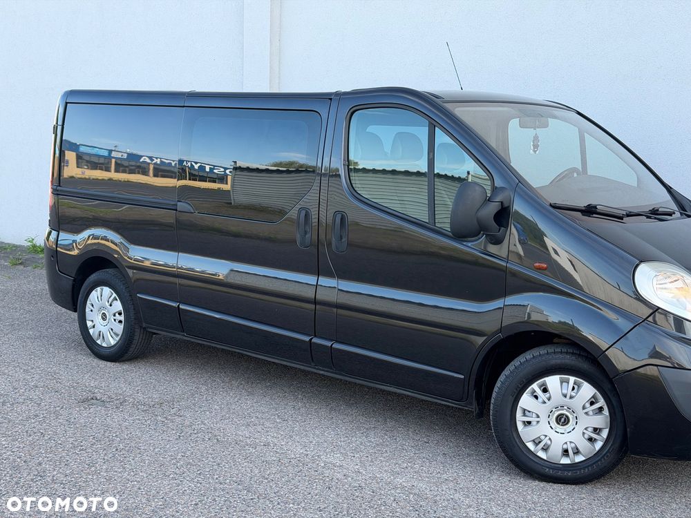 Opel Vivaro L2H1 2.9t - 36