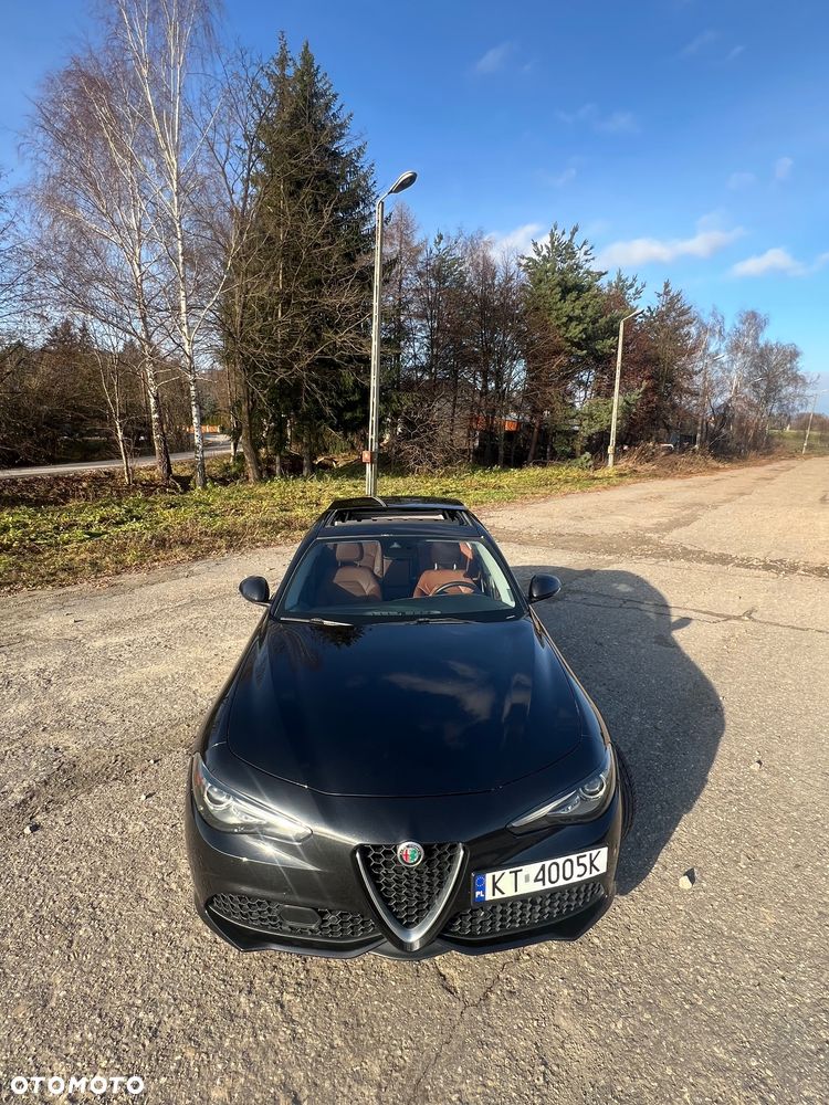 Alfa Romeo Giulia 2.0 Turbo 16V AT8 Veloce Ti - 13