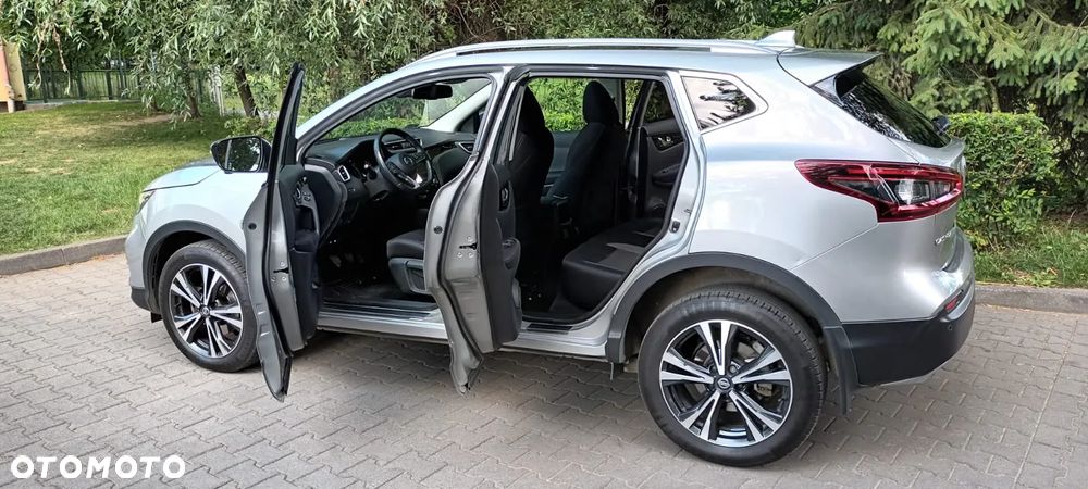 Nissan Qashqai 1.3 DIG-T N-Connecta - 8