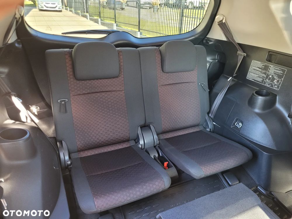 Toyota Verso - 16