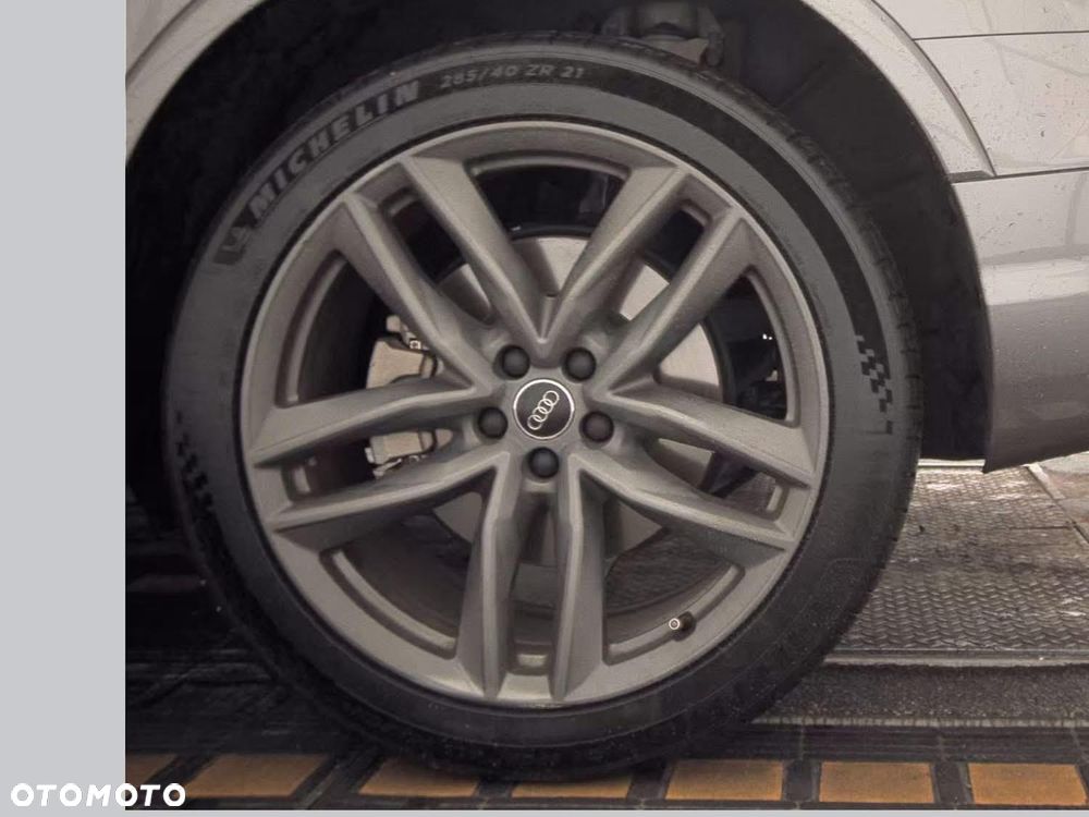 Audi Q7 3.0 TFSI Quattro Tiptronic - 23