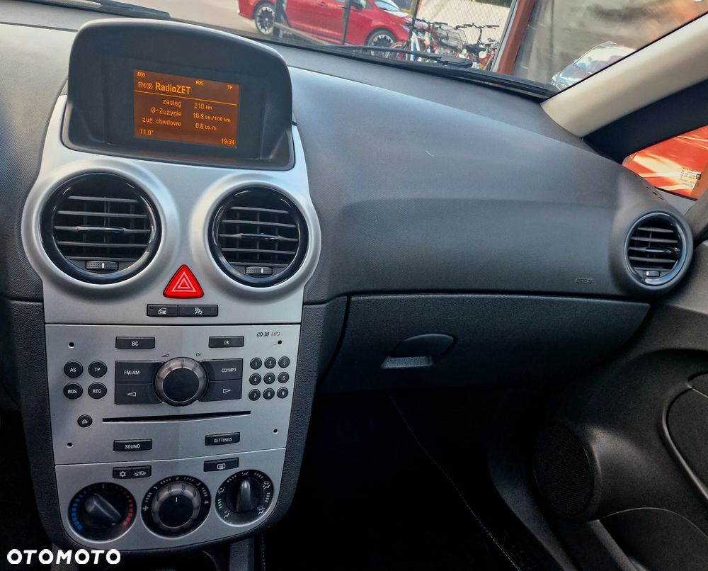 Opel Corsa 1.2 16V Essentia S&S - 20