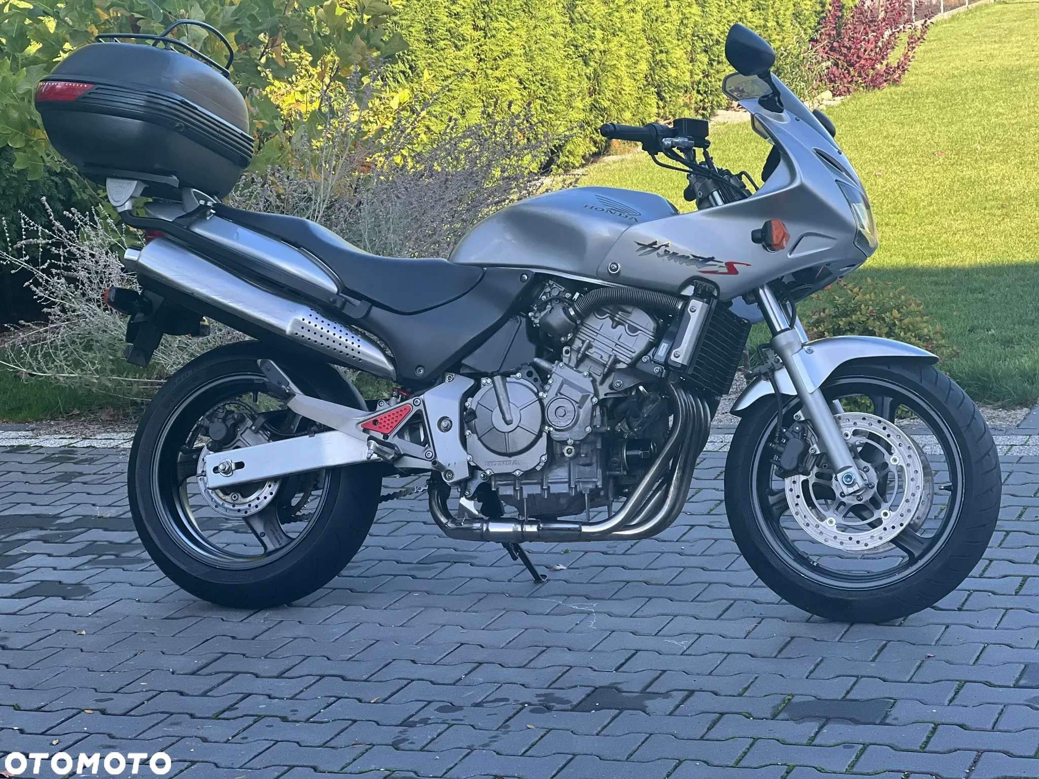 Honda Hornet - 4