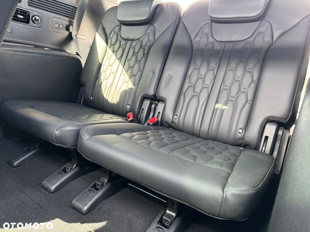 Kia Sorento - 25