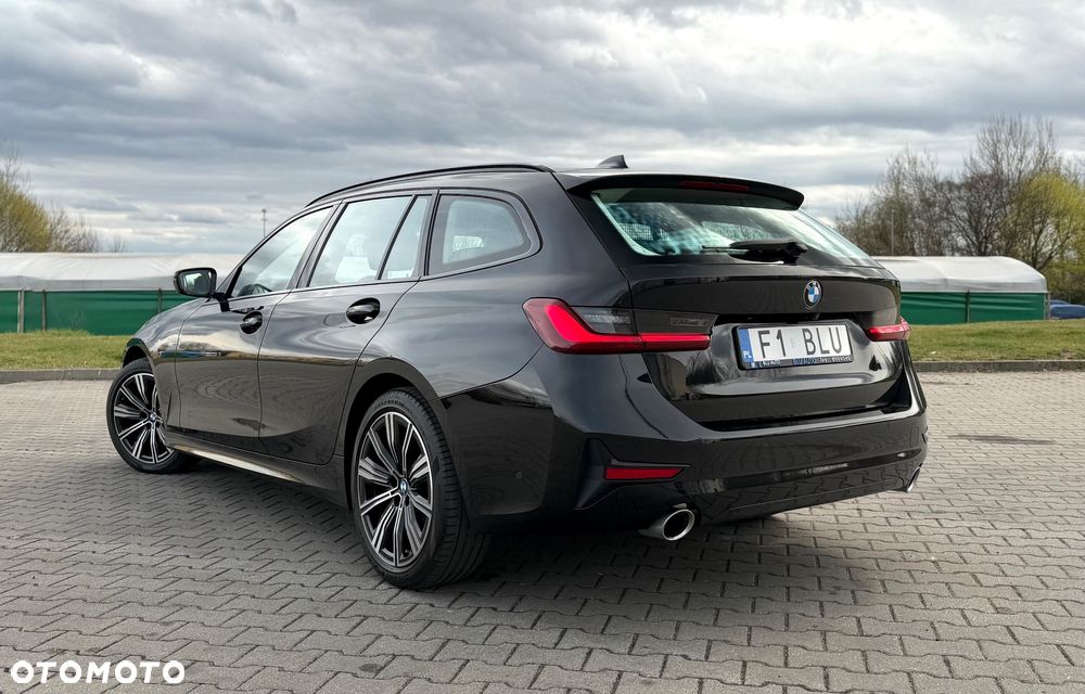 BMW Seria 3 320d xDrive Sport Line Shadow - 16