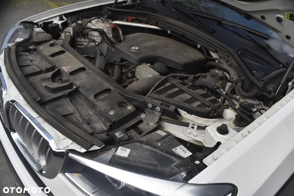 BMW X4 xDrive28i Advantage - 13