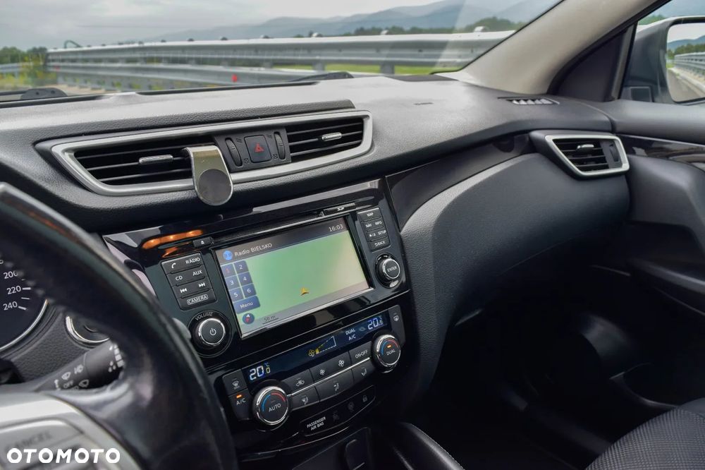 Nissan Qashqai 1.2 DIG-T N-Connecta - 5
