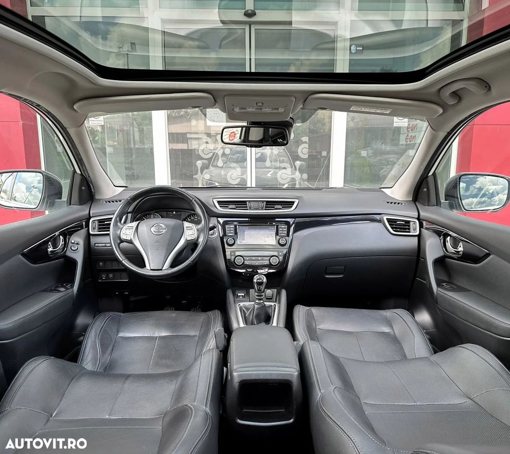 Nissan Qashqai 1.6 DCI TEKNA+ - 10