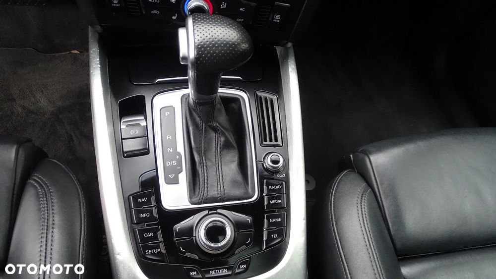 Audi Q5 2.0 TDI quattro S tronic - 23