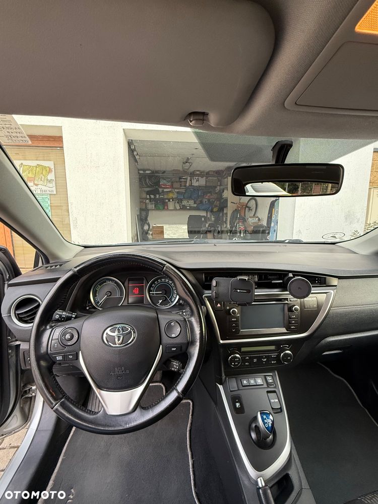 Toyota Auris - 13