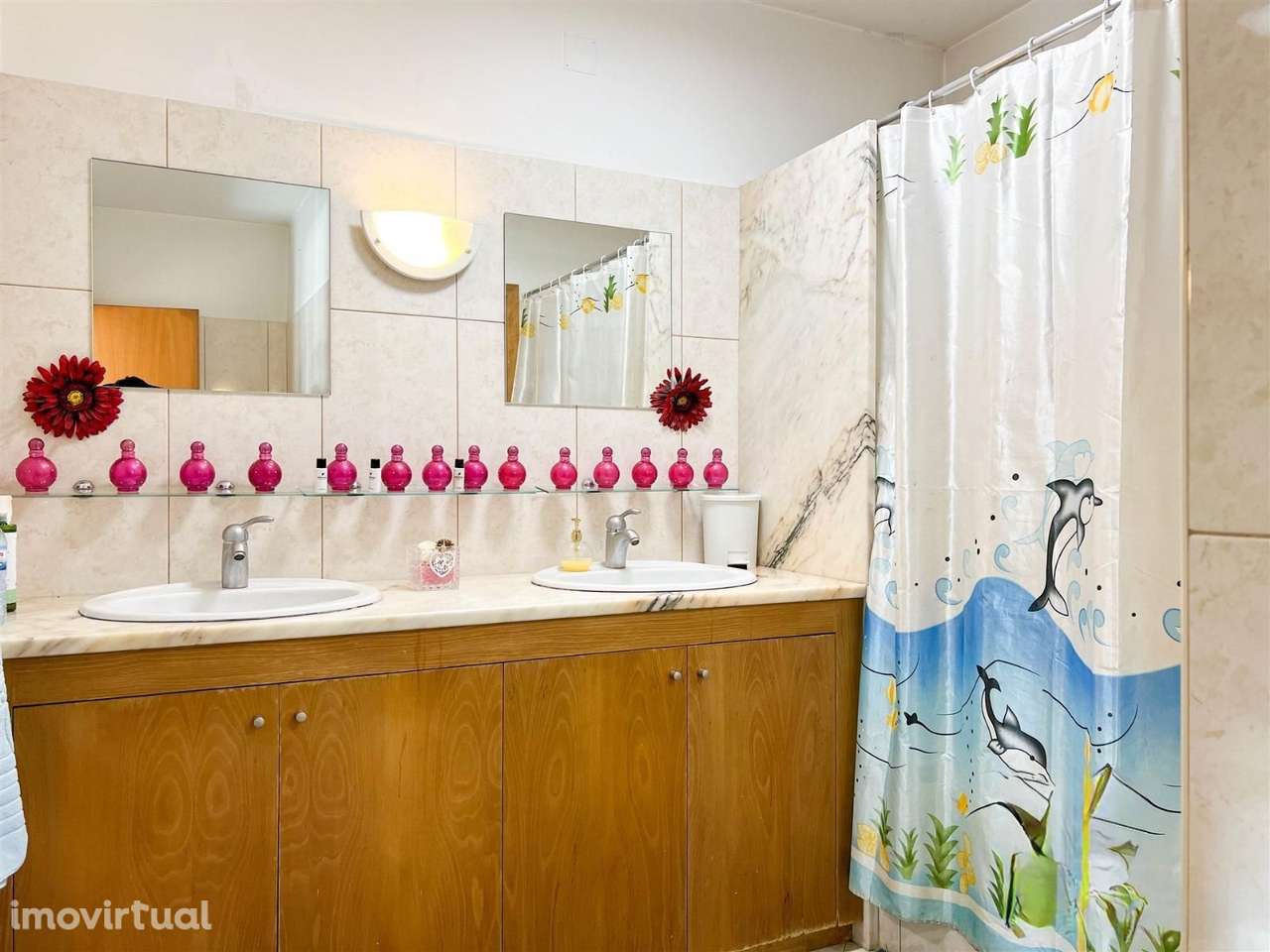 Lindíssima Moradia T6 de quatro frentes - Grande imagem: 5/60