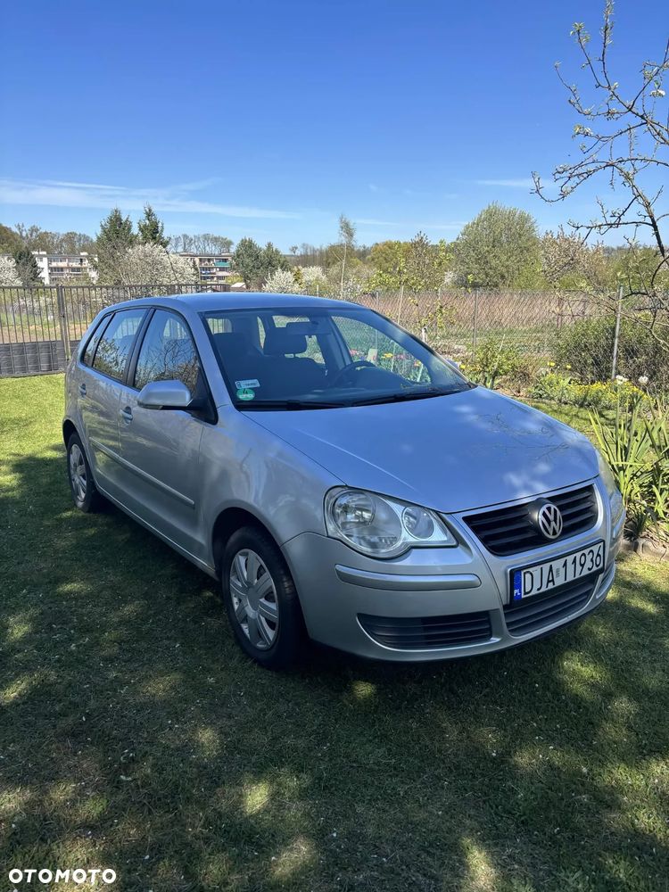 Volkswagen Polo 1.2 Comfortline - 1