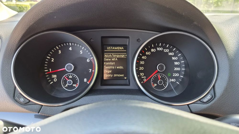 Volkswagen Golf 1.6 Comfortline - 15