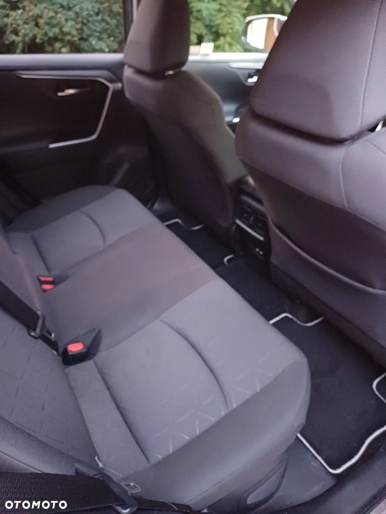 Toyota RAV4 - 10