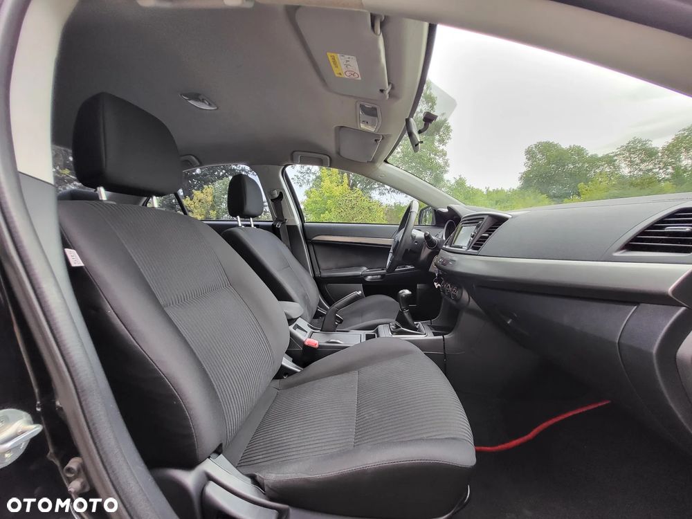Mitsubishi Lancer - 14