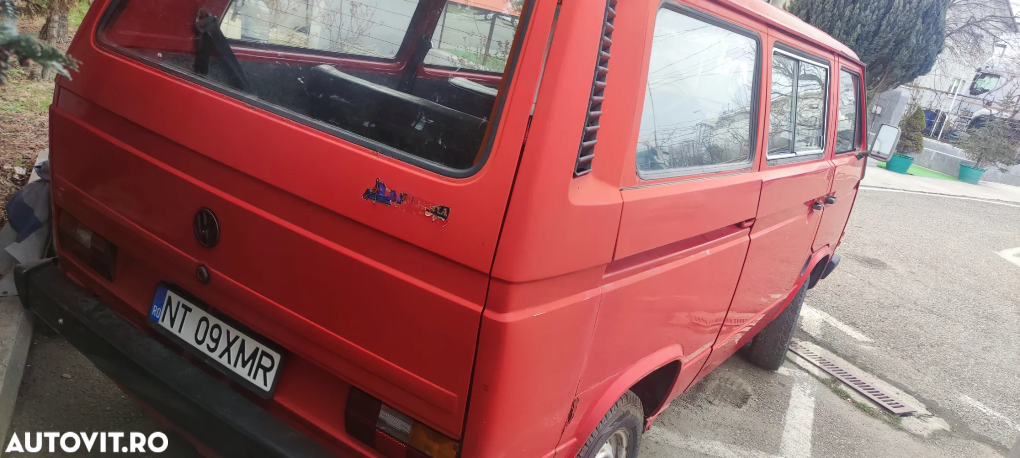 Volkswagen Transporter - 3