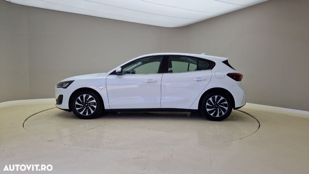 Ford Focus - 10