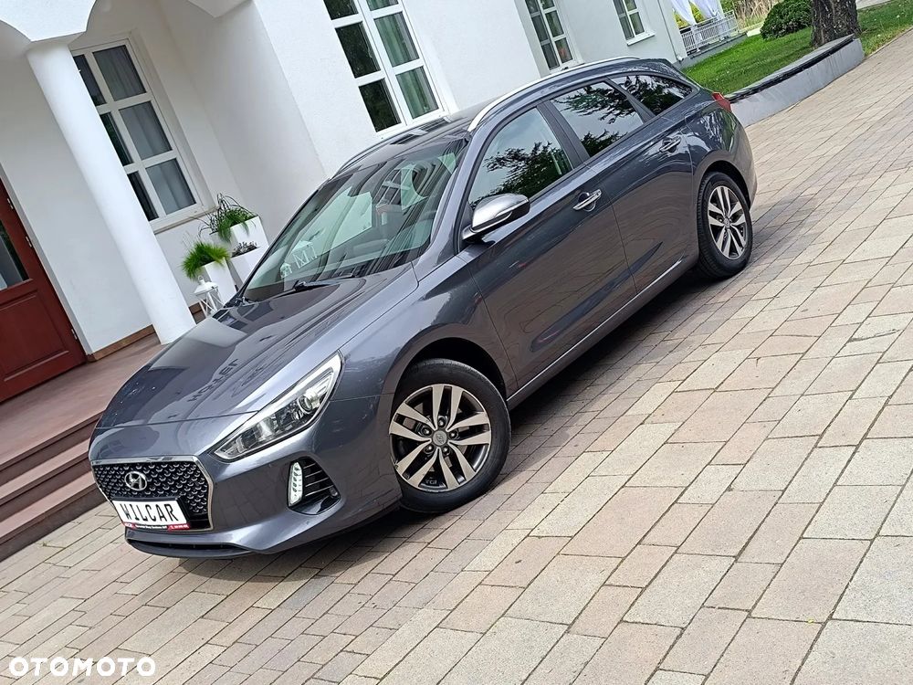 Hyundai i30 blue Kombi 1.6 CRDi Style - 10