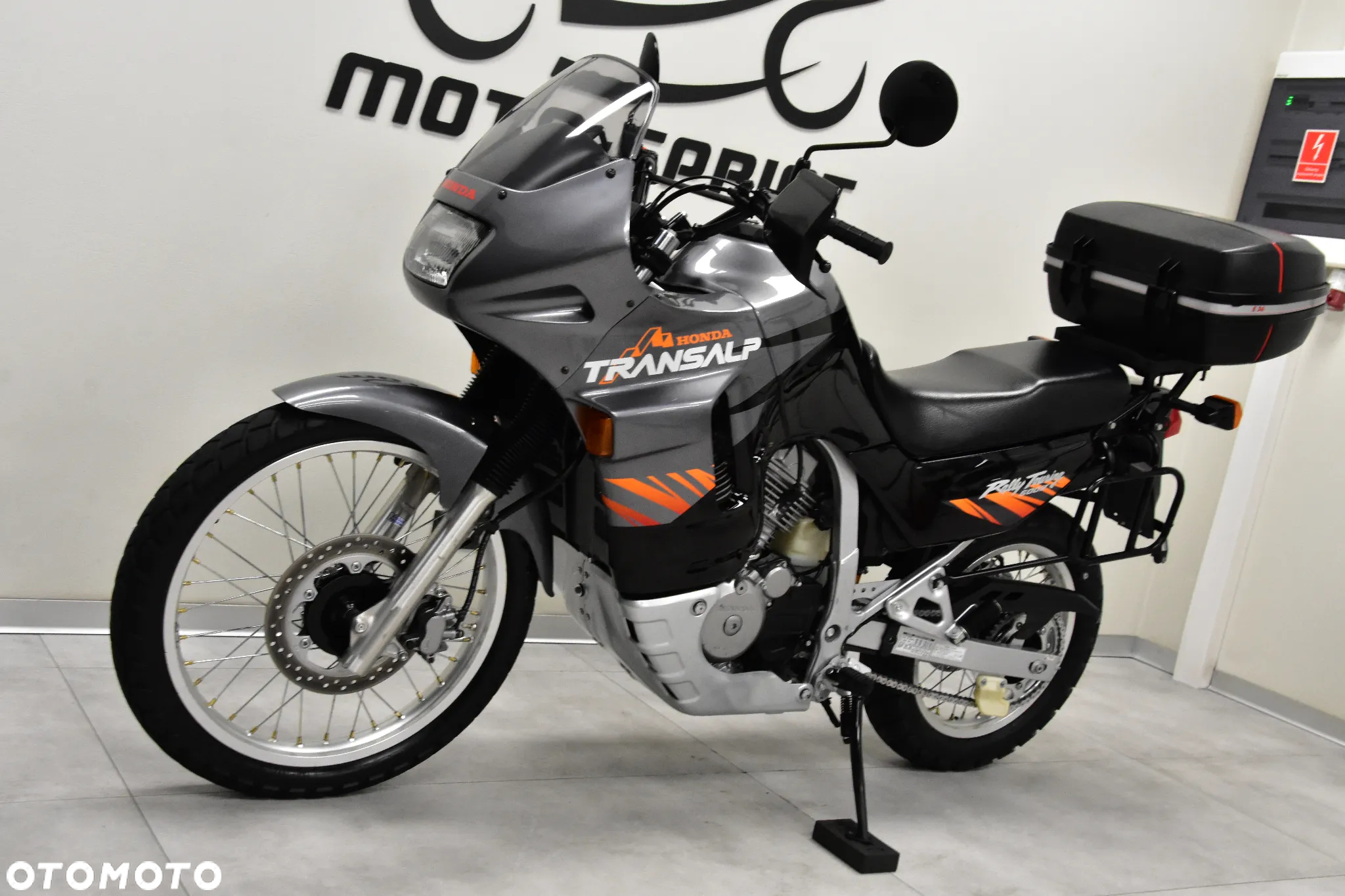 Honda Transalp - 8