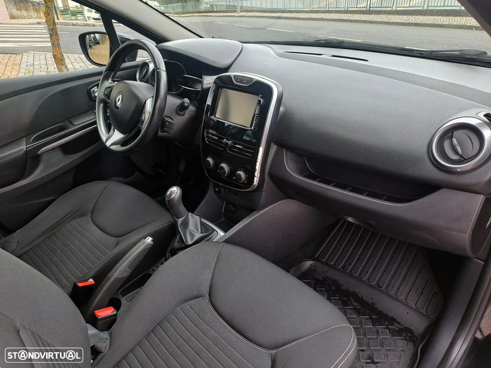 Renault Clio Sport Tourer 0.9 TCe Limited Edition - 24