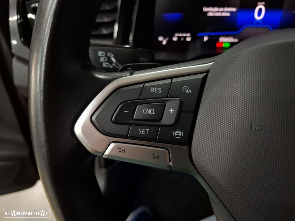 VW Polo 1.0 TSI Urban DSG - 16