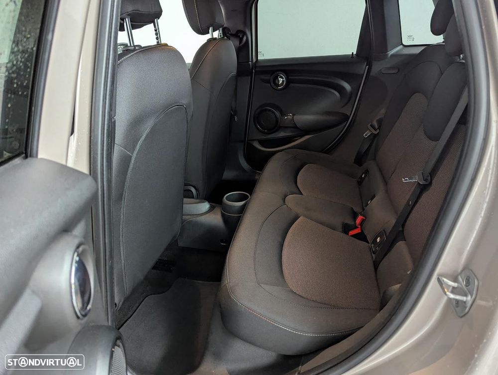 MINI 5 Portas Cooper Sport Edition - 14