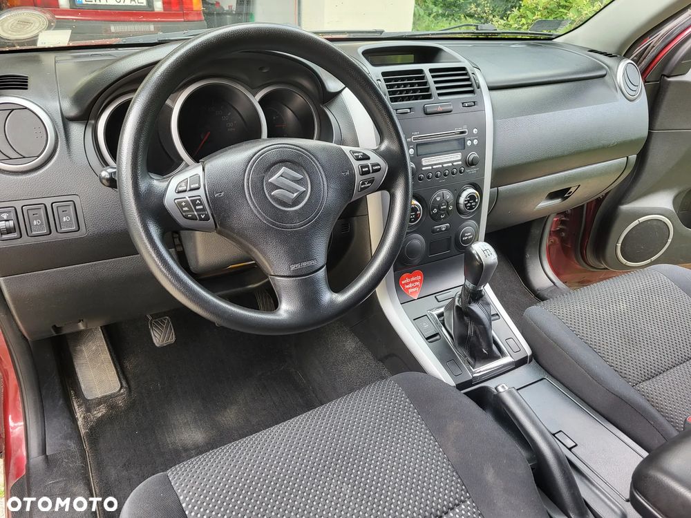 Suzuki Grand Vitara 2.7 V6 - 6