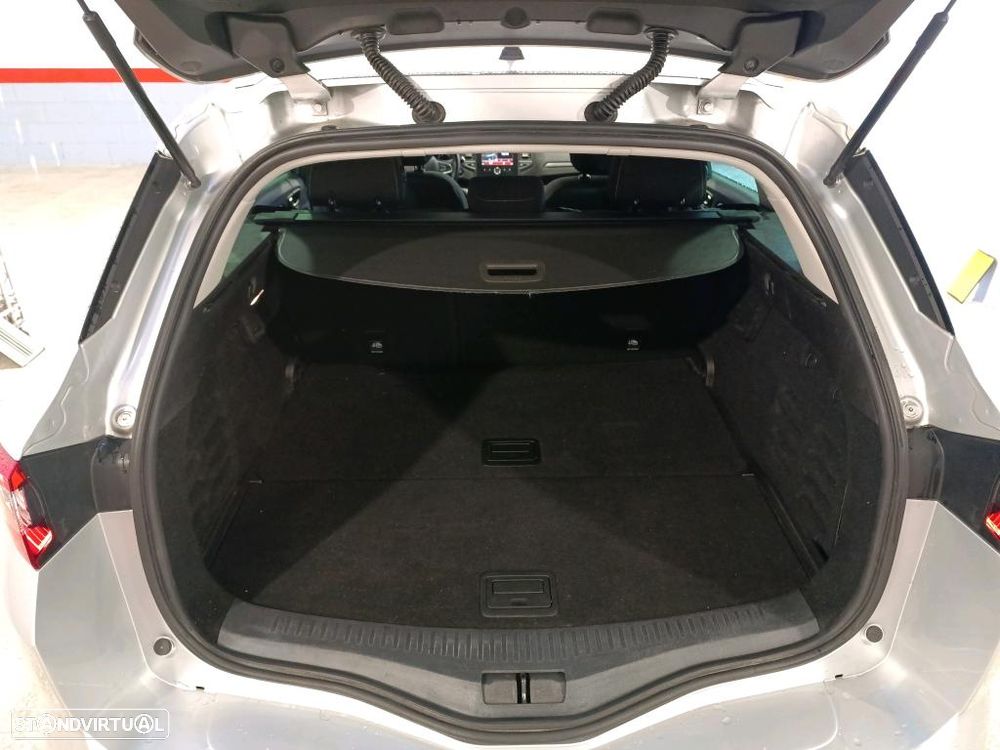 Renault Mégane Sport Tourer 1.5 Blue dCi Limited - 9