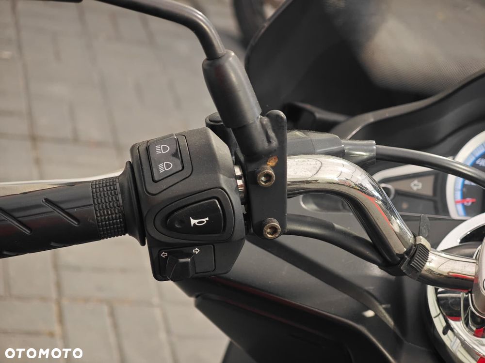 Honda PCX - 7