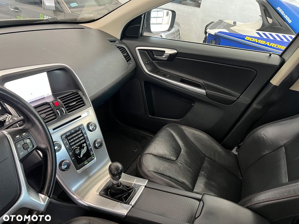 Volvo XC 60 D5 AWD RDesign - 14