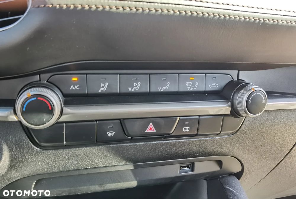 Mazda 3 2.0 mHEV Kai - 19