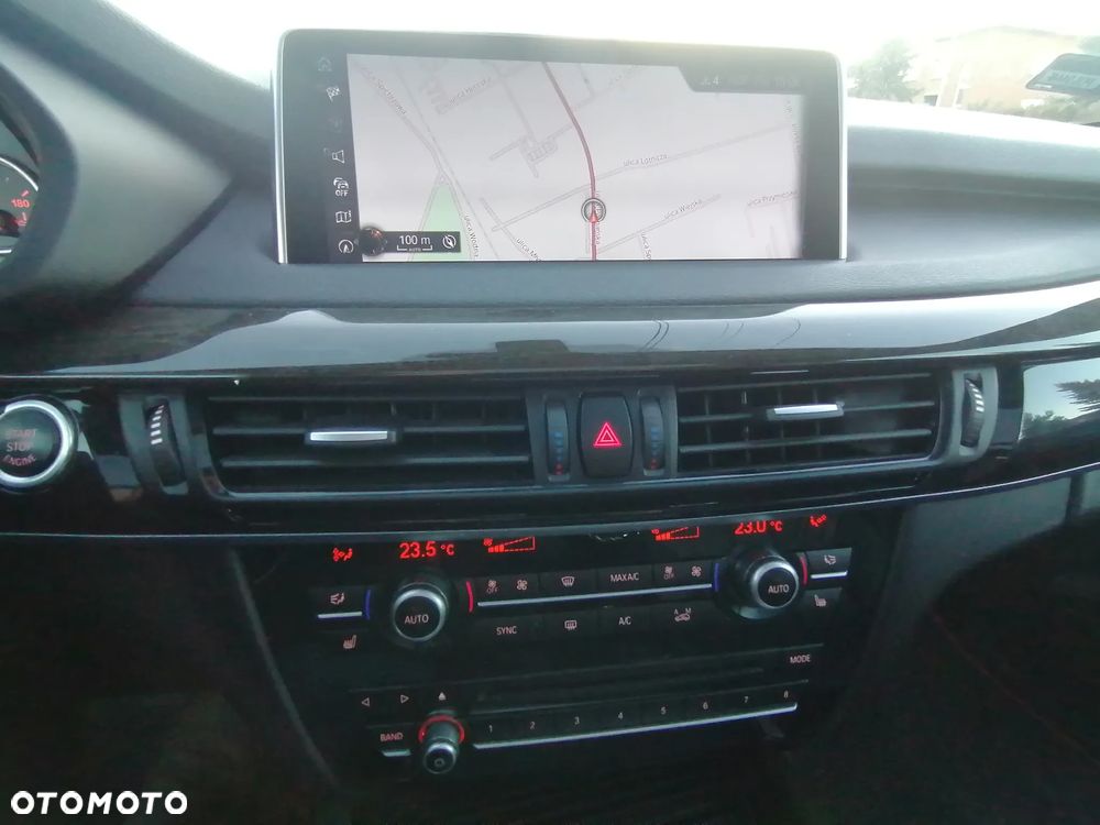 BMW X5 xDrive35i - 37