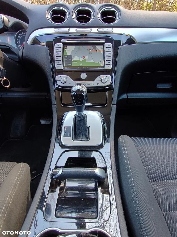 Ford S-Max 2.0 TDCi DPF Titanium - 12