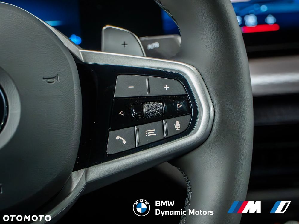 BMW Seria 3 318i M Sport - 24