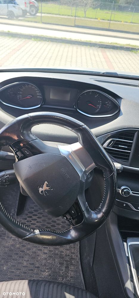 Peugeot 308 1.6 HDi Trendy - 9