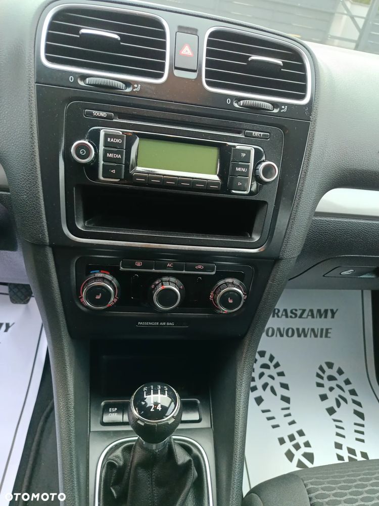 Volkswagen Golf 1.4 Style - 34