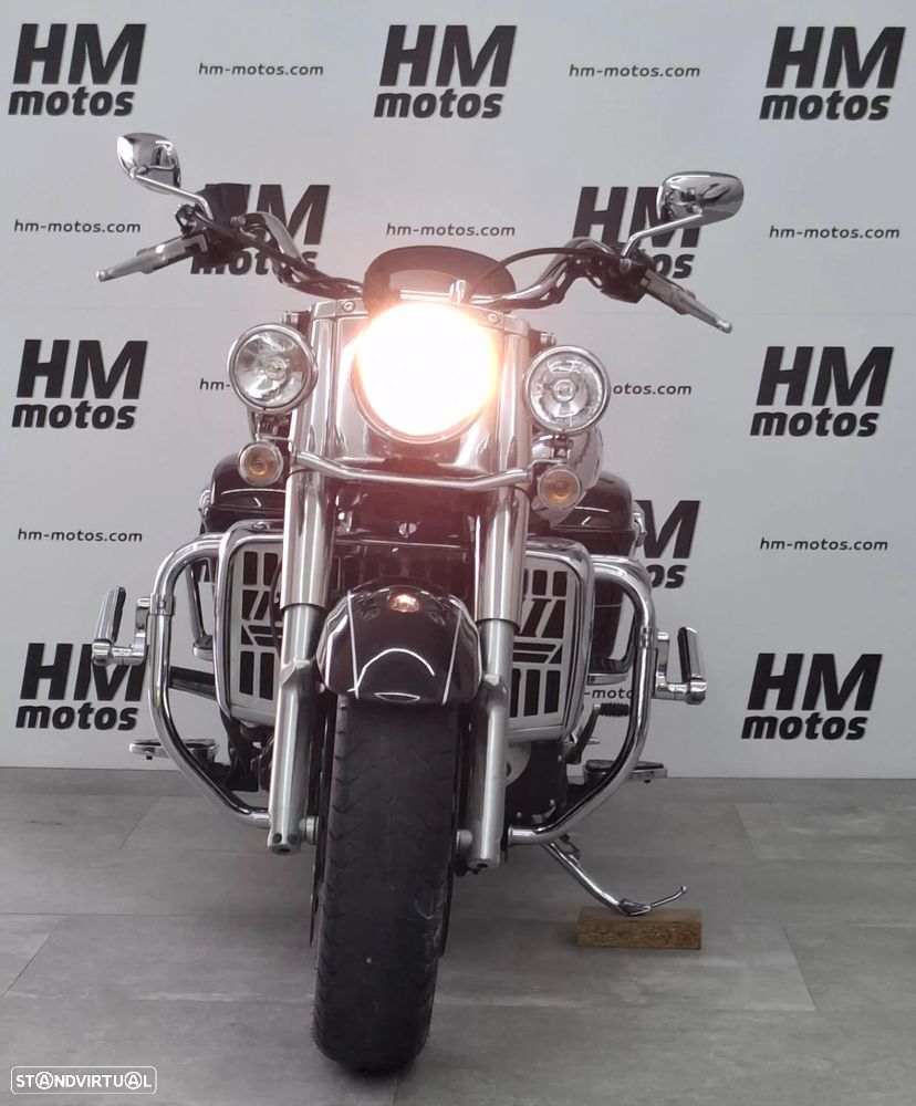 Triumph Rocket III TOURING - 4