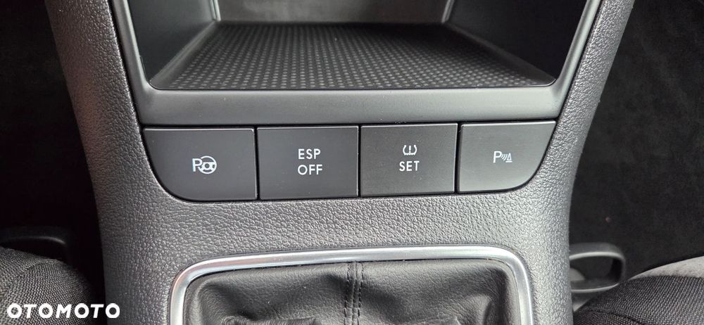 Volkswagen Golf Plus - 22