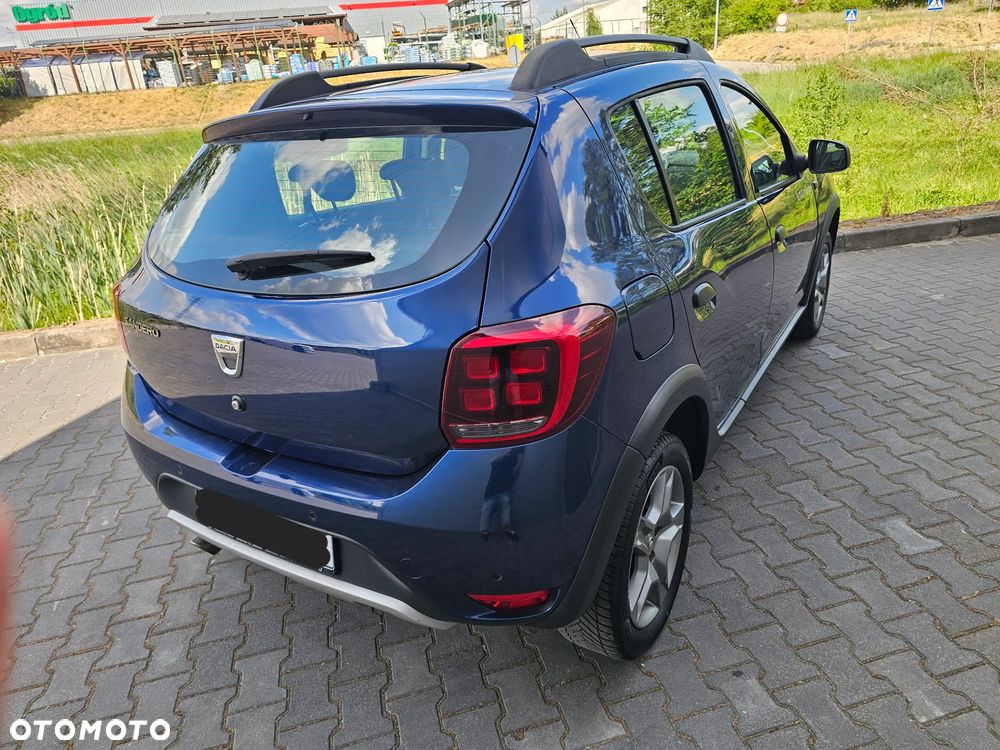 Dacia Sandero TCe 90 Celebration - 14