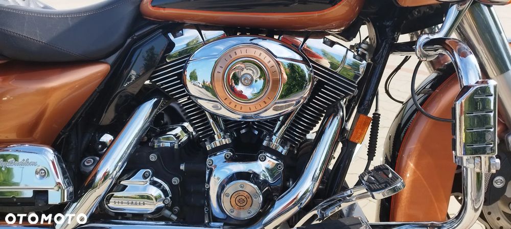 Harley-Davidson Touring Road Glide - 6